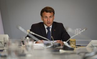 Macron donne rendez-vous le 21 juin pour décider du sort des discothèques