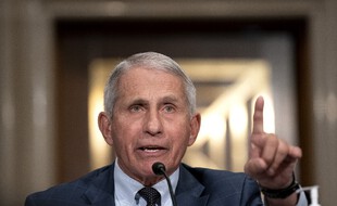 Le docteur Anthony Fauci, directeur de l'Institut national des allergies et des maladies infectieuses, ne croit pas en de nouveaux confinements aux Etats-Unis.