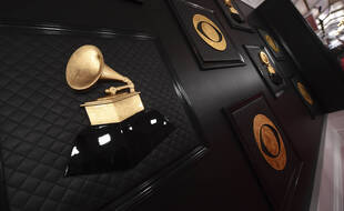 A l’entrée du lieu de la cérémonie des Grammy Awards, à Los Angeles le 26 janvier 2020.