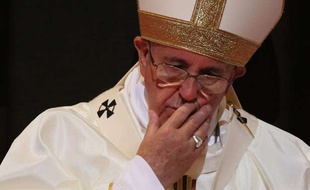 Le pape François lors de la célébration de la messe du 15 Août à la cathédrale Myeong-dong de Séoul, en Corée du Sud.