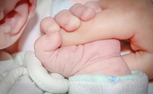 Un bébé (illustration).