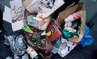 L'objectif du Grenelle est de faire passer le taux de recyclage des emballages ménagers de 65% à 75%