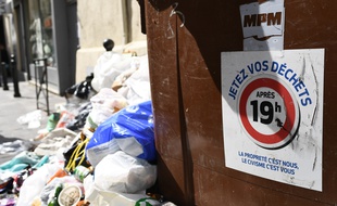 Un tas de déchets dans les rues de Marseille