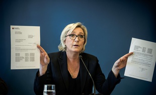 Marine Le Pen, le 22 novembre 2017, au QG du FN à Nanterre.