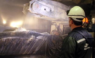 Seize personnes sont portées disparues après l'inondation d'une mine de diamants en Sibérie.
