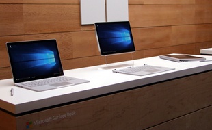 Microsoft a dévoilé son PC transformable Surface Book le 6 octobre 2015, à New York.