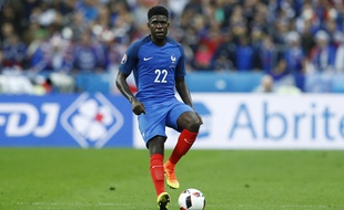 Samuel Umtiti lors du match France Islande (5-2)
