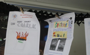 Illustration d'un journal école au collège Flavien de Paris, à l'occasion de la semaine de la presse et des médias à l'école