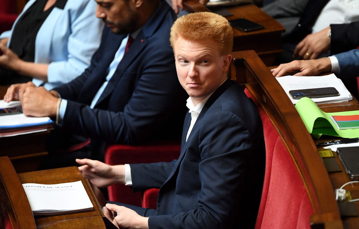 Adrien Quatennens fait son retour sur les bancs de l'Assemblée nationale