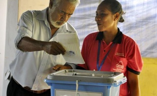 Le Timor oriental votait samedi pour des législatives à l'issue incertaine dans ce confetti d'Asie du Sud-Est meurtri par des décennies de violences où l'exécutif va bientôt devoir gouverner sans l'aide des Casques bleus.