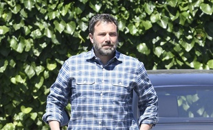 L'acteur Ben Affleck dans les rues de Los Angeles, le 30 avril 2017.