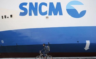 Un ferry de la SNCM à Marseille, le 27 mars 2014