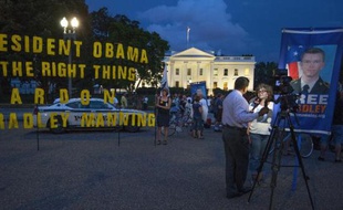 Bradley Manning, condamné à 35 ans de prison pour la plus grande fuite de documents secrets de l'histoire des Etats-Unis, a déposé un recours en grâce mardi auprès du président Barack Obama, a annoncé son avocat.