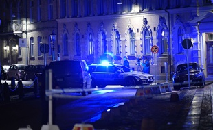 Après la tentative d'incendie de la synagogue de Göteborg, trois personnes ont été arrêtées.