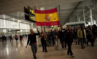Pour dénoncer un vaste plan social, les employés de la compagnie aérienne espagnole Iberia sont appelés lundi à une nouvelle grève de cinq jours qui conduira à l'annulation de 1.370 vols, selon les syndicats et la direction d'Iberia.