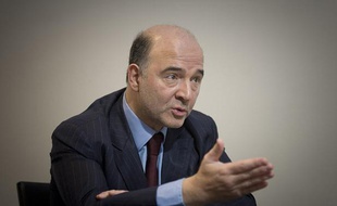 Interview de Pierre Moscovici, à Paris, le 16 fevrier 2012.