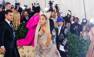 La chanteuse Ariana Grande au Met Gala 2018