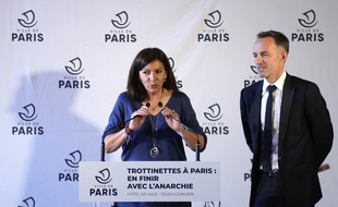 La maire de Paris, Anne Hildalgo et son premier adjoint, chargé des Finances, Emmanuel Grégoire.