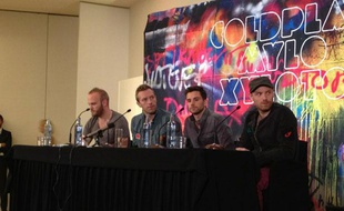 Le groupe britannique Coldplay présentait à Madrid (Espagne) son cinquième album, Mylo Xyloto, le 26 octobre 2011.