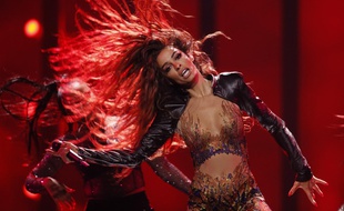 Eleni Foureira, candidate de Chypre à l'Eurovision, lors de sa répétition du 4 mai 2018 à Lisbonne.