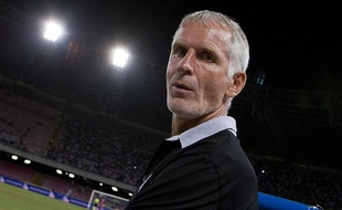 L'entraîneur girondin Francis Gillot, le 1er août 2012 à Naples (Italie).