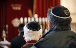 Condamné pour avoir jeté de la peinture sur une synagogue à Papeete