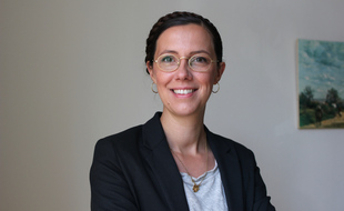 Claire Desmares-Poirrier est la tête de la liste Bretagne d'avenir et candidate écologiste aux élections régionales.