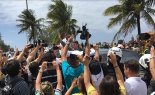 Jair Bolsonaro de retour à son domicile après avoir voté, le dimanche 28 octobre 2018.