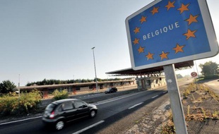 La frontière entre la France et la Belgique, à Godewaersvelde