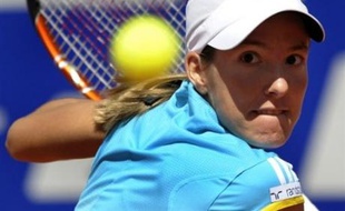 La Belge Justine Henin, numéro un mondiale de tennis, devrait mettre fin à sa carrière de façon imminente, annoncent mercredi plusieurs médias belges.