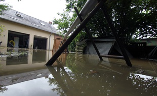 Des maisons ont été inondées par les pluies d'orage qui ont frappé l'Ille-et-Vilaine le 9 juin 2018. Ici à Piré-sur-Seiche.