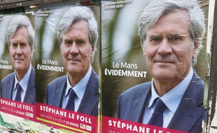 Des affiches électorales pour la candidature de Stéphane Le Foll aux municipales 2020.