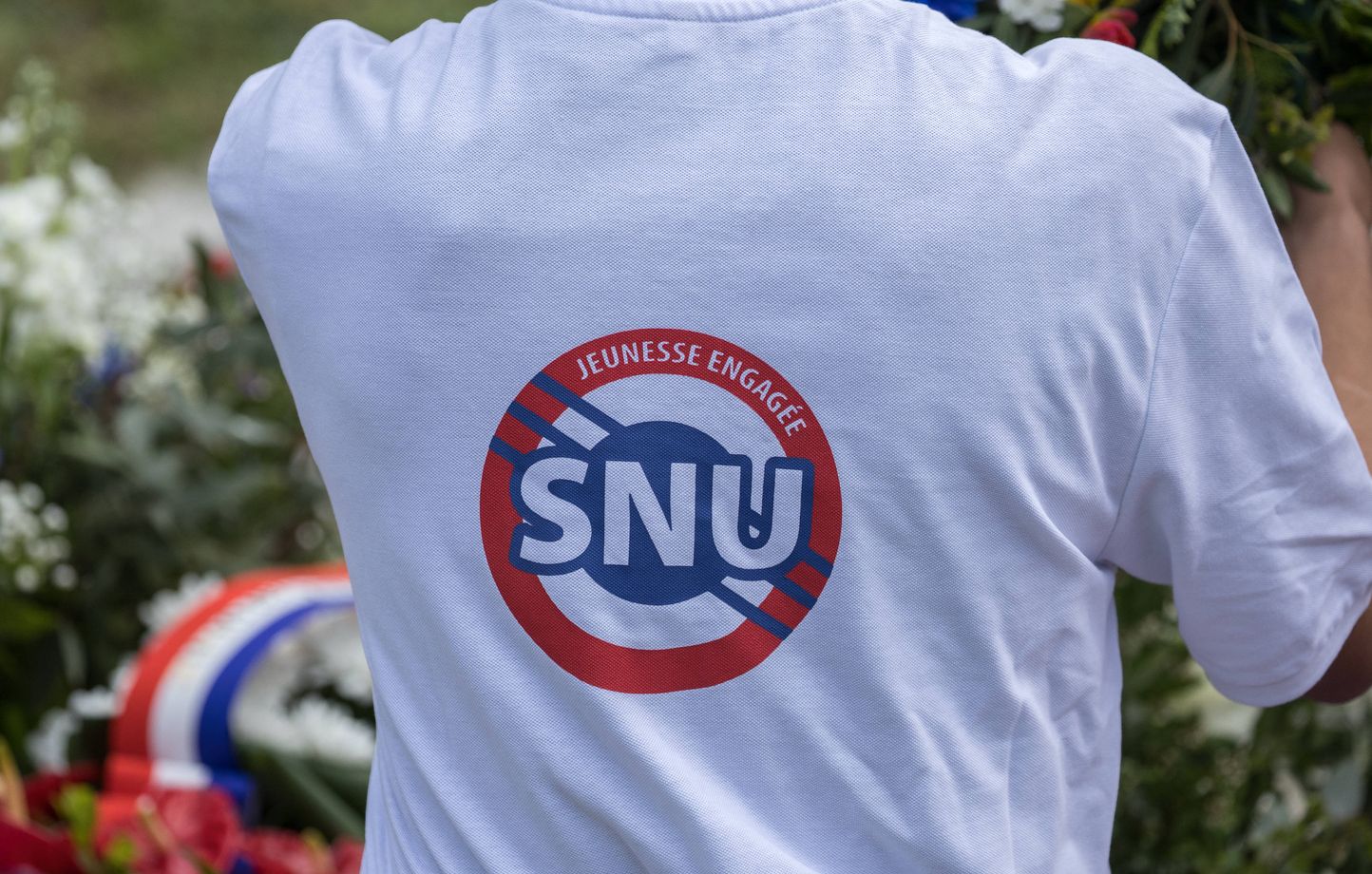 Le SNU pourrait être étendu aux lycées.