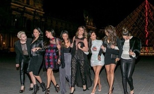 Kim Kardashian et ses copines pour son enterrement de vie de jeune fille à Paris le 22 mai 2014