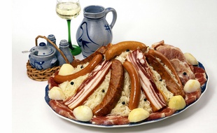 Un plat de choucroute (illustration).
