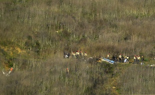 La scène du crash de l'hélicoptère transportant Kobe Bryant et huit autres personnes dans les collines de Calabasas, le 27 janvier 2020.