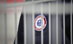 Une surveillante de prison est prise en otage depuis le début de la matinée.