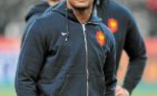 Le troisième ligne Thierry Dusautoir sera au repos cette semaine.