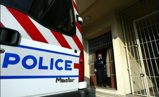 Neuf personnes au total ont été mises en examen et écrouées par un juge d'instruction marseillais après la découverte d'un arsenal de guerre à La Valette (Var) en marge d'une enquête de trafic de cocaïne dans le monde de la nuit de Saint-Tropez.