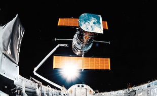 Hubble placé sur son orbite le 25 avril 1990.