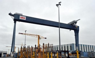 Les chantiers STX France ont démarré lundi à Saint-Nazaire la construction du plus grand paquebot de croisière du monde, un navire de la classe des "Oasis", pour l'armateur américain Royal Caribbean Cruises, en découpant symboliquement la première tôle de la coque.