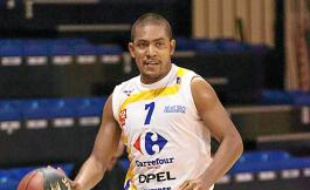 Julien Espinosa compte sur son meneur Steeve Essart.
