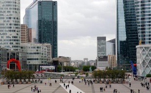 Les salaires devraient connaître une augmentation médiane de 2,5% en 2014, selon l'enquête, publiée lundi, du cabinet Mercer ayant sondé les intentions de 426 entreprises.