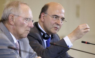 Satisfait du message "très positif" de Berlin sur la Grèce, le ministre des Finances Pierre Moscovici prévient, dans un entretien à l'AFP, qu'une sortie d'Athènes de l'euro provoquerait une contagion imprévisible et qu'il faut donc "tout faire" pour l'éviter.