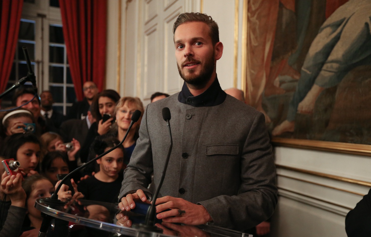 Strasbourg M. Pokora s int resse aux hommes