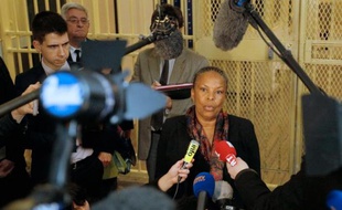 La ministre de la Justice Christiane Taubira lors d'une visite le 13 janvier 2015 à la prison de Fresnes au sud de Paris