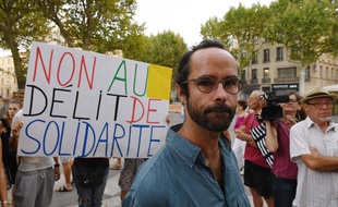 L'Assemblée nationale a voté ce dimanche un amendement assouplissant les règles du délit de solidarité.