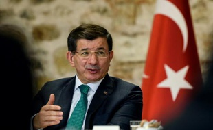 Le Premier ministre turc Ahmet Davutoglu, le 9 décembre 2015 à Istanbul