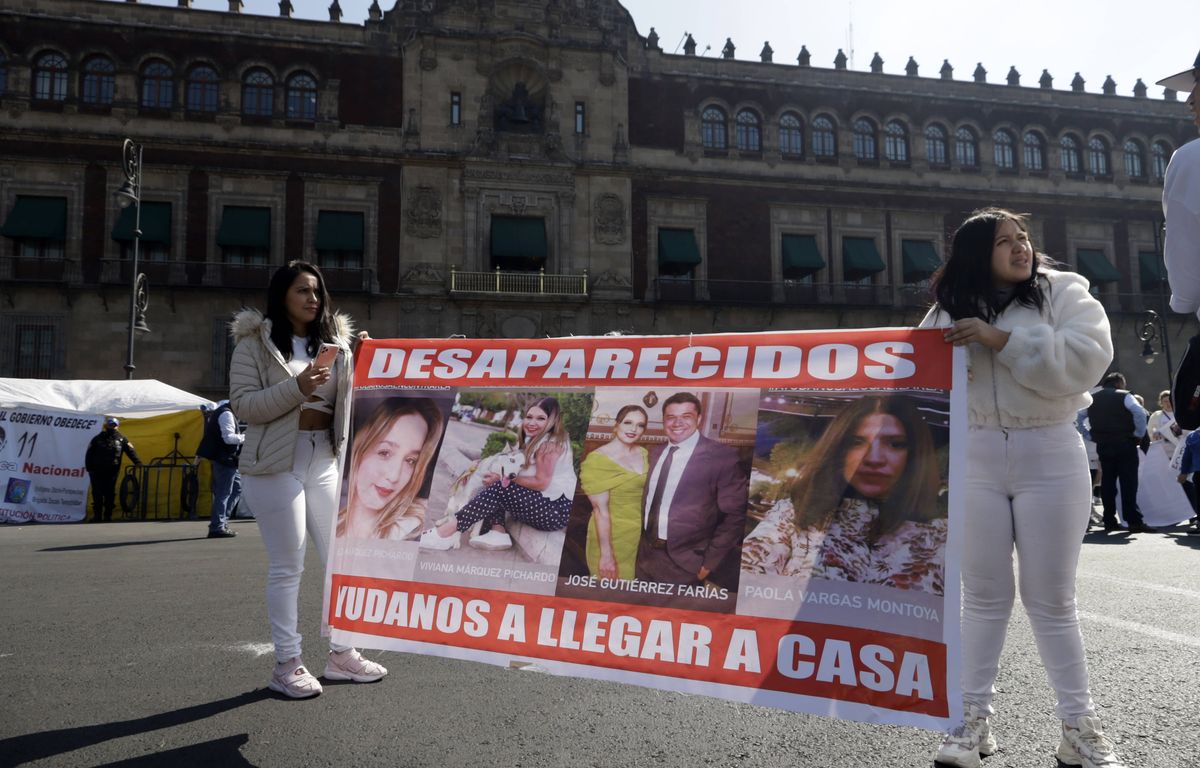 Las 45 bolsas contenían los restos de ocho jóvenes trabajadores desaparecidos