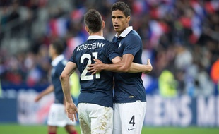 Laurent Koscielny et Raphaël Varane.